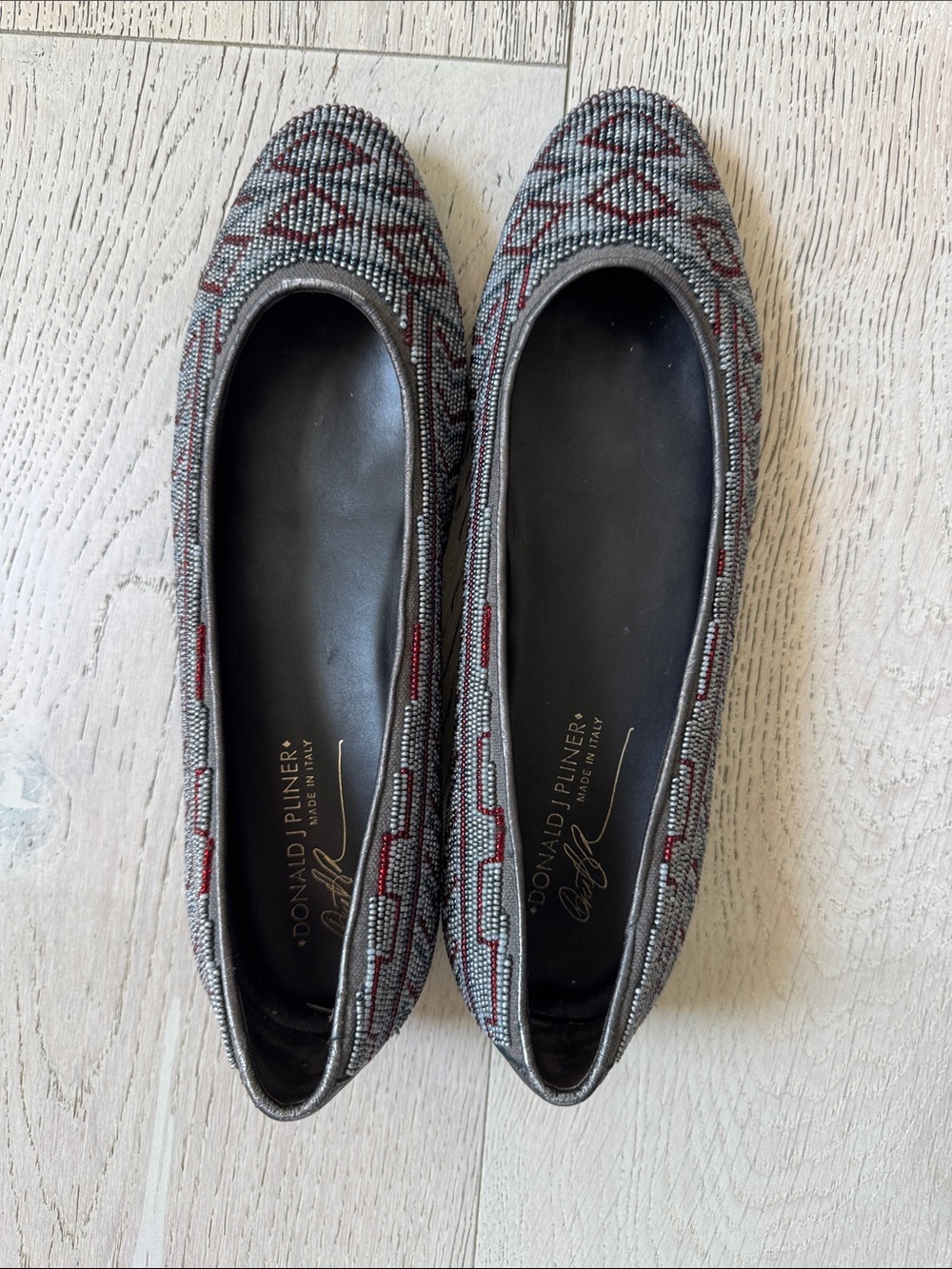 Donald J. Pliner Gray and Red Beaded Slip-On Flats